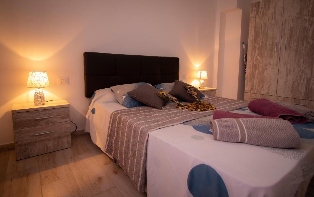 לוס כריסטיאנוס El Carmen Beach Apartment מראה חיצוני תמונה