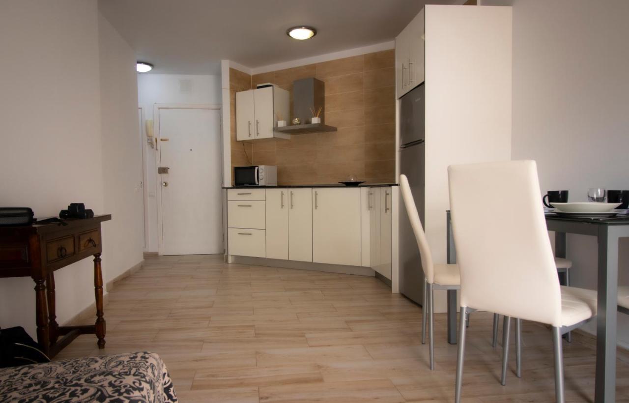 לוס כריסטיאנוס El Carmen Beach Apartment מראה חיצוני תמונה