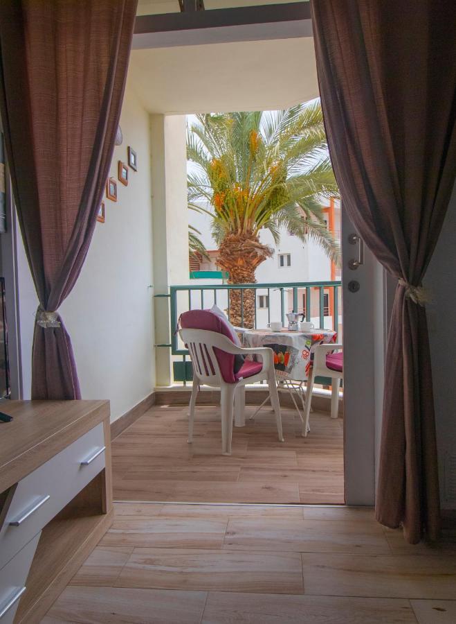 לוס כריסטיאנוס El Carmen Beach Apartment מראה חיצוני תמונה