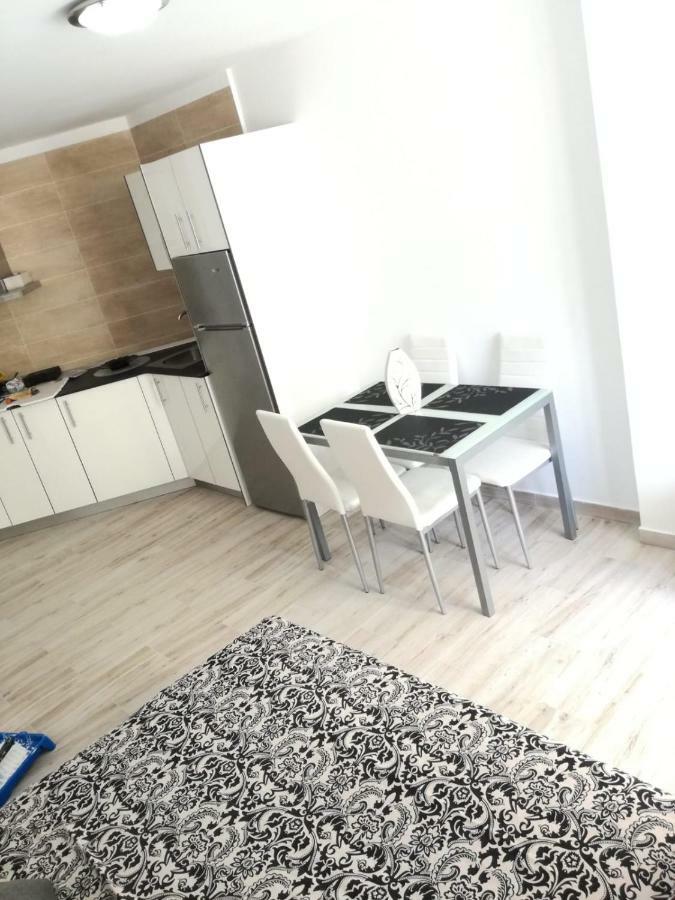 לוס כריסטיאנוס El Carmen Beach Apartment מראה חיצוני תמונה